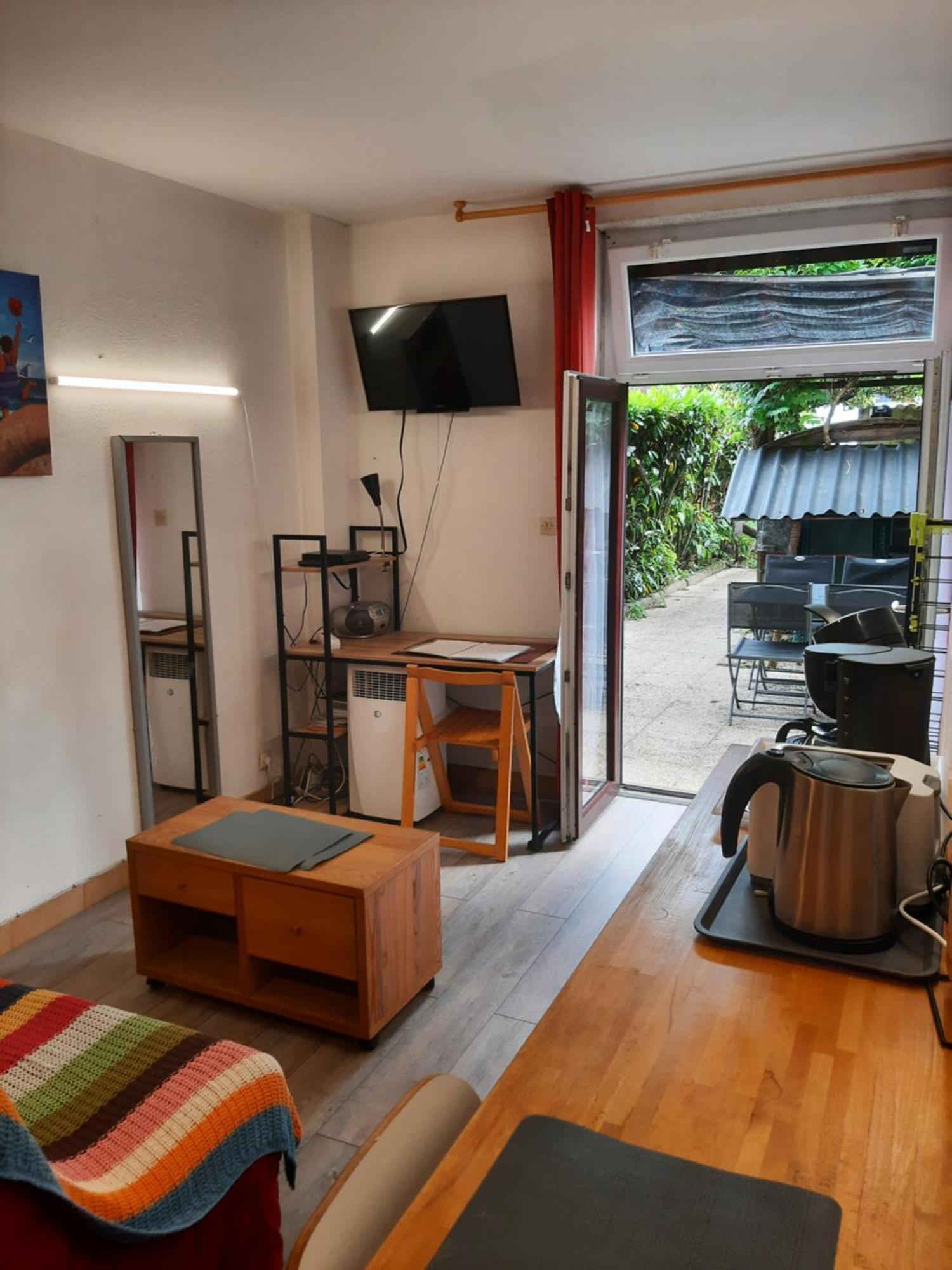 Duplex 1er étage 1 chambre ou studio rdc Centre Ville La Rochelle  Esterno foto