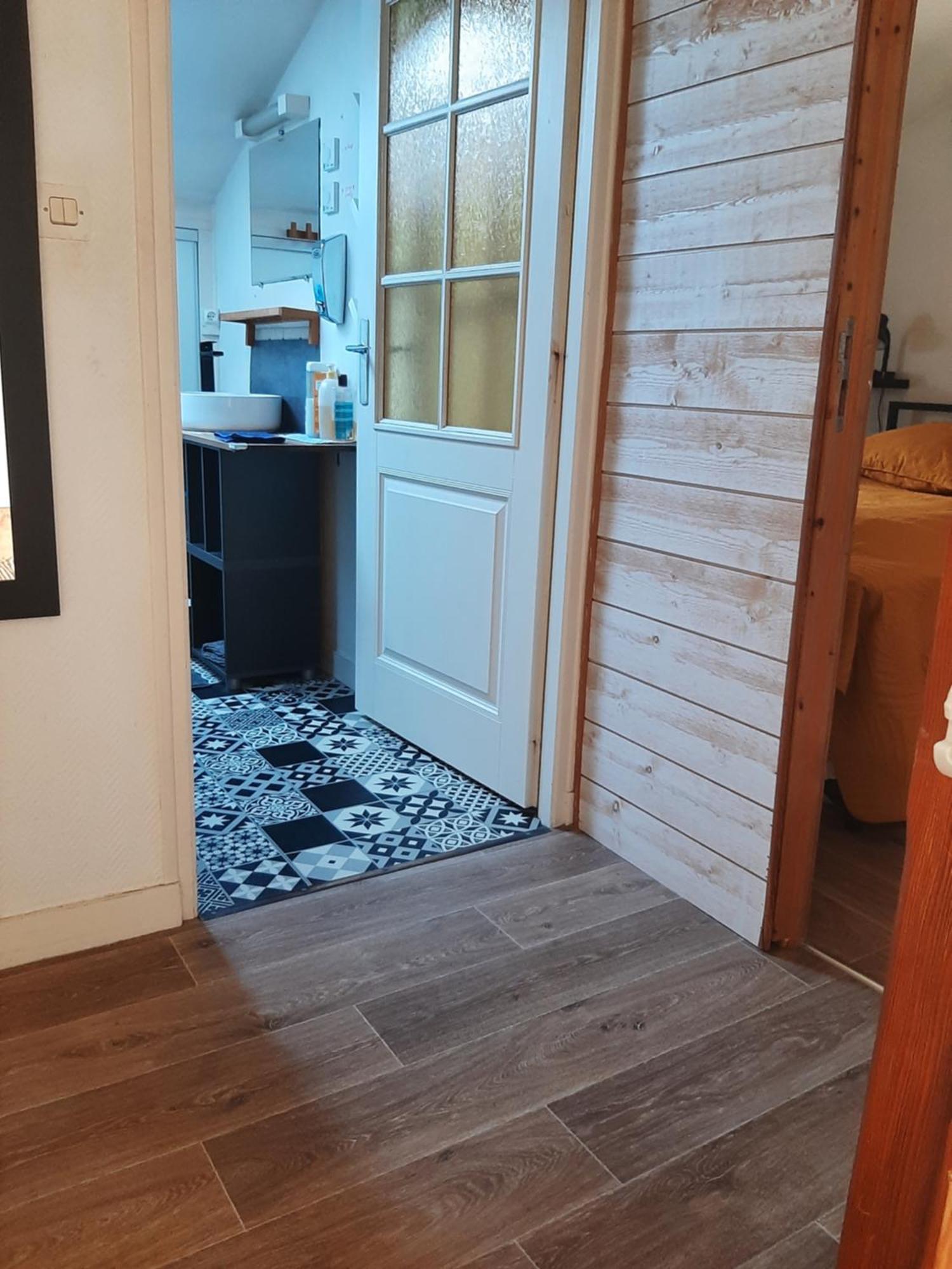 Duplex 1er étage 1 chambre ou studio rdc Centre Ville La Rochelle  Esterno foto